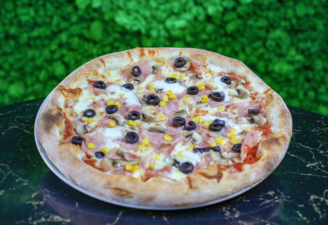 Pizza quattro stagioni
