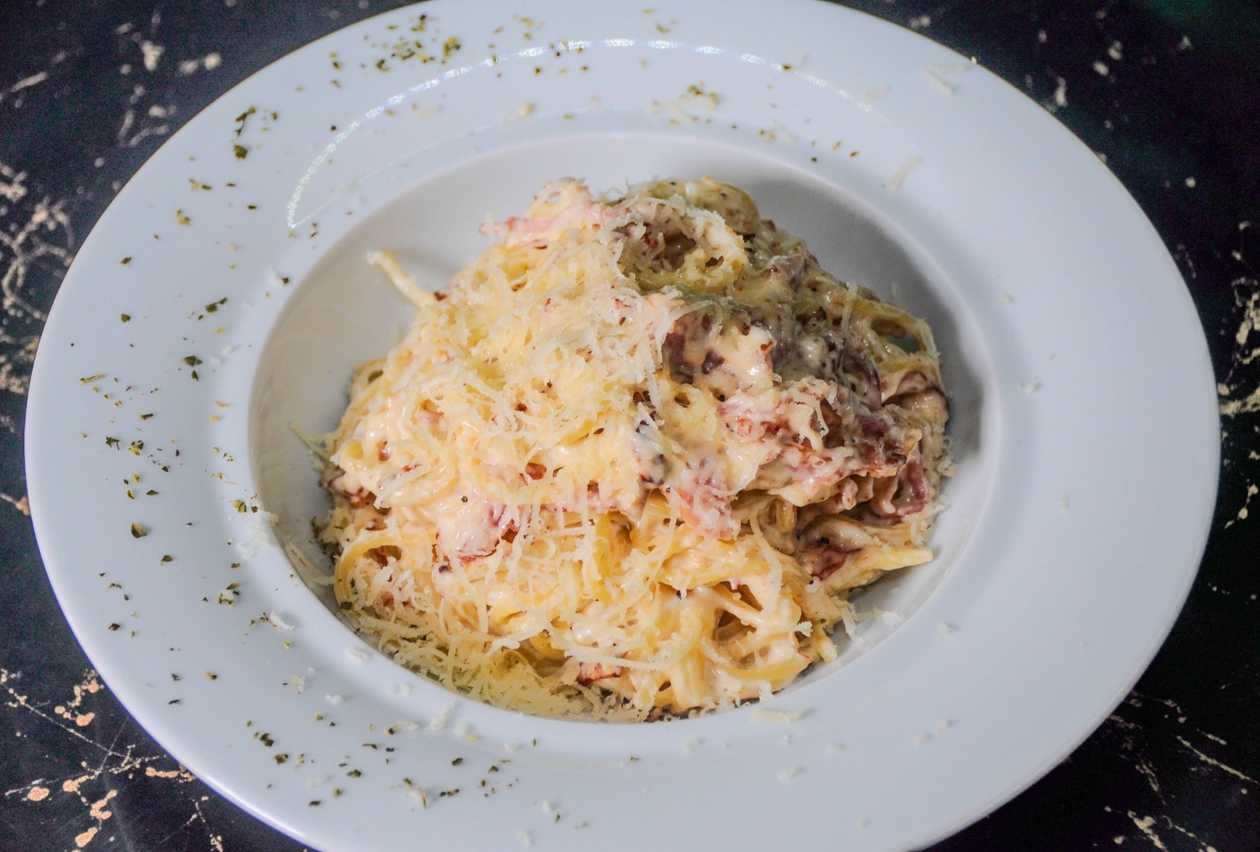 Carbonara pasta