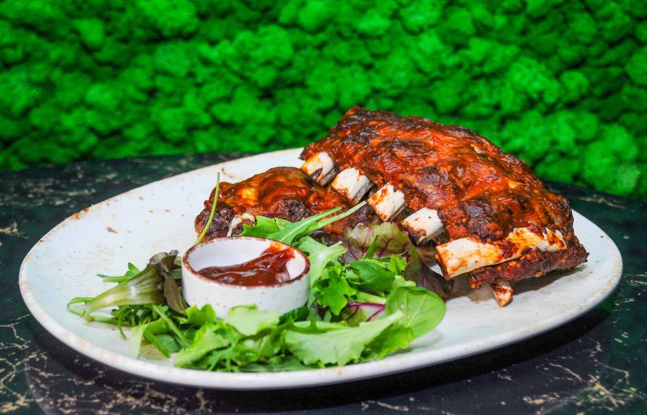 Barbecue ribs in the oven