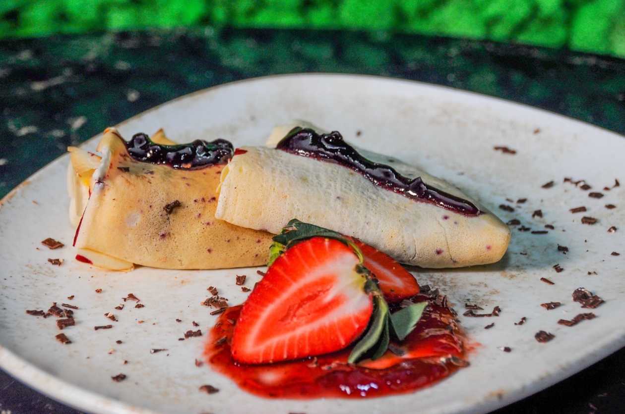 Crepes with jam