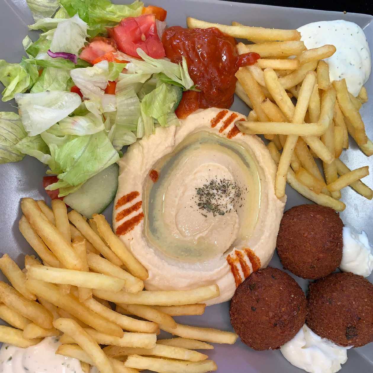Falafel with Hummus on a Plate