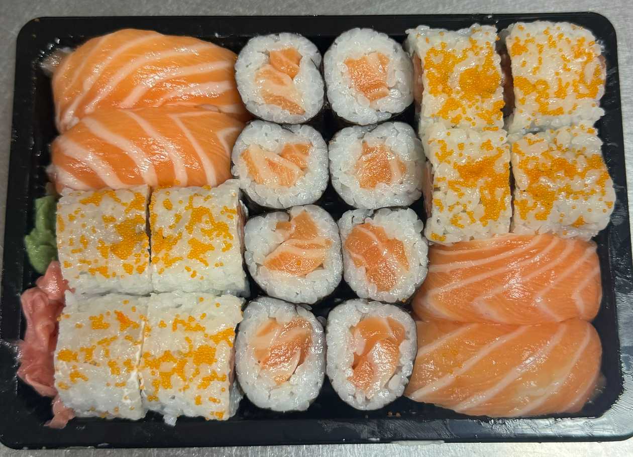 Sakura Box (20 pieces)