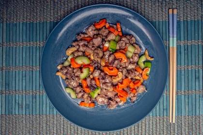 Chicken with Cashew Nuts
