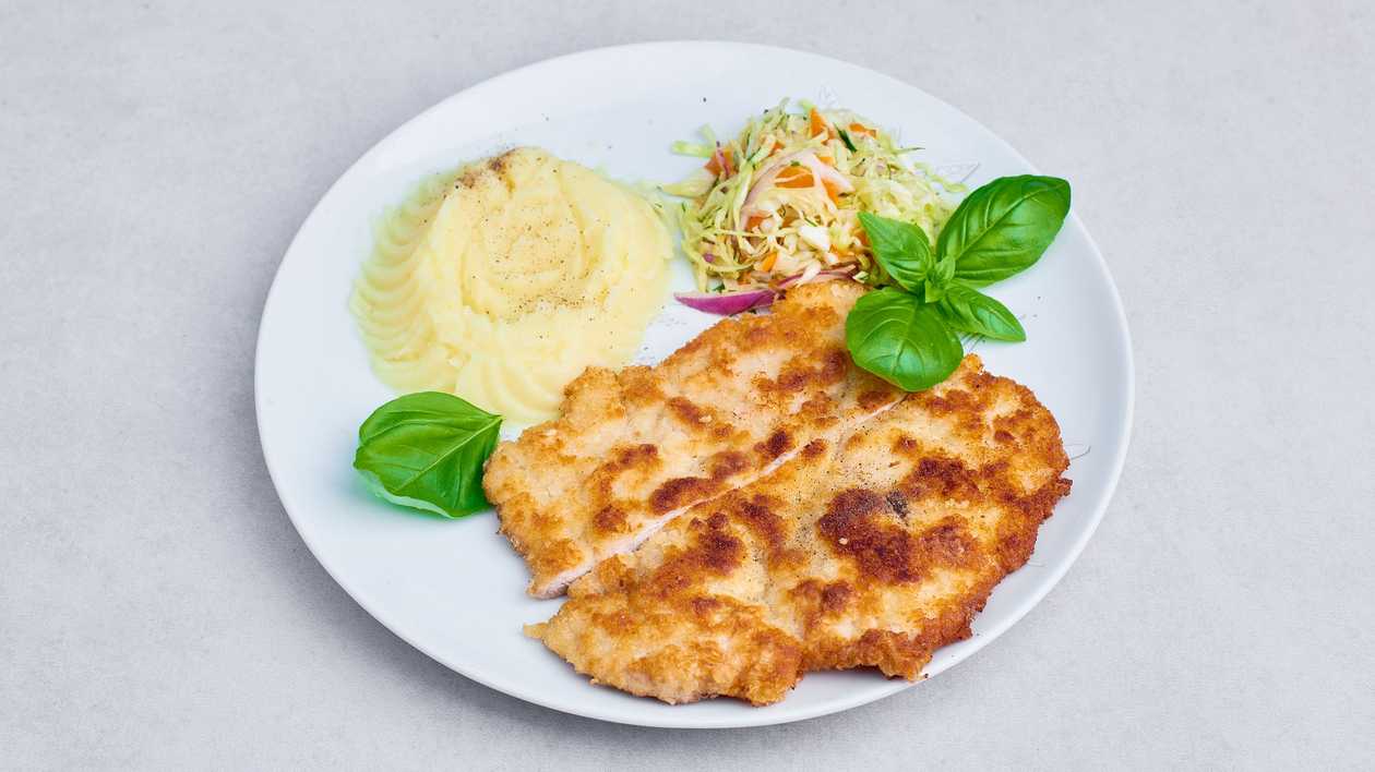Kotlet schabowy z dodatkiem