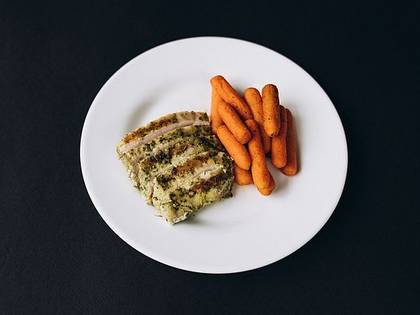 Grilled chicken fillet with baby carrots