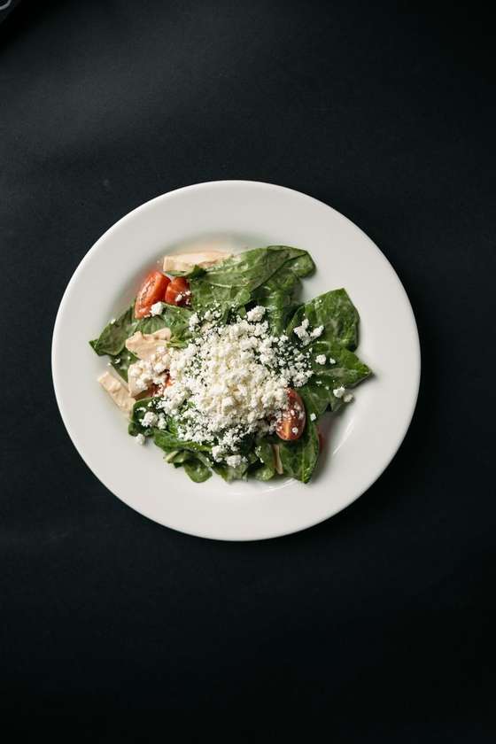 Salad with Chicken and Young Bryndza