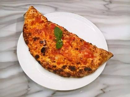 Calzone Classico Pizza