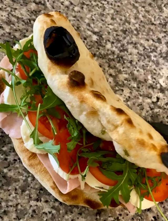 Pizza sandwich fresh (600 gr)