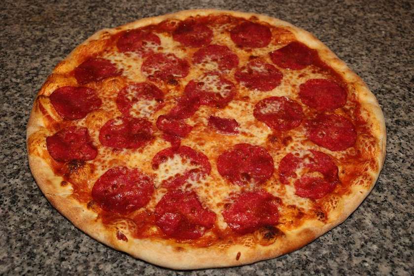 Pizza salami 45cm