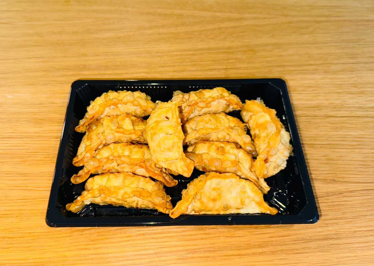 71.Box7 Gyoza Frango (8pcs)