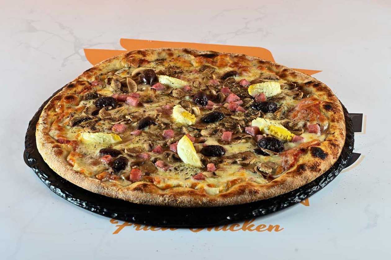 Capricciosa Pizza