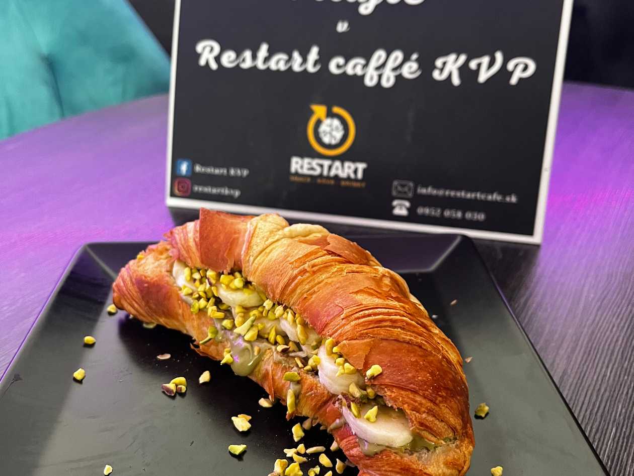 Croisant pistáciový