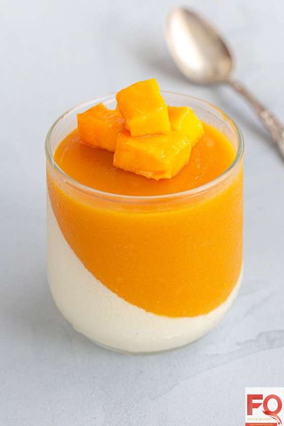 Invincible Panna Cotta with mango&passion fruits