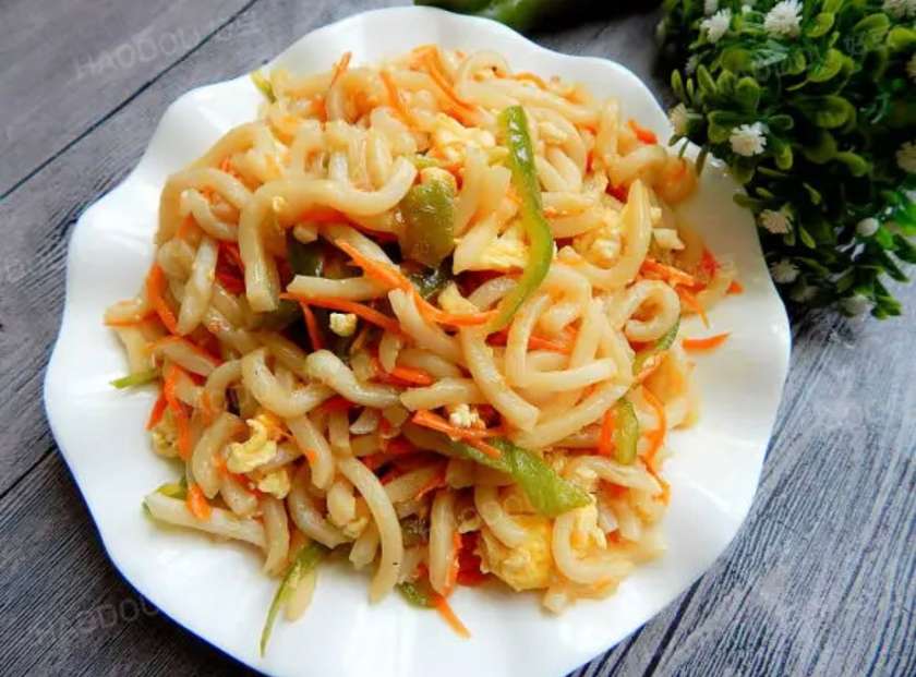Stir-fried Udon Noodles