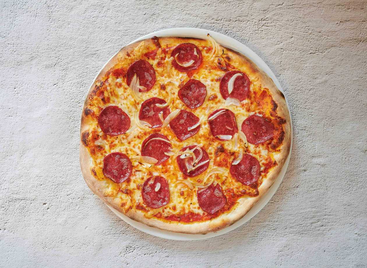 Al salame pizza