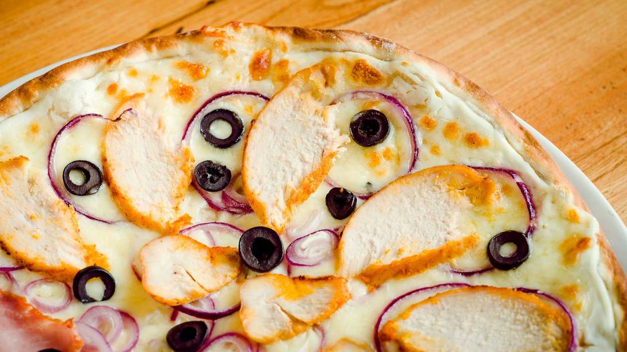 Boss pica ar vistas gaļu