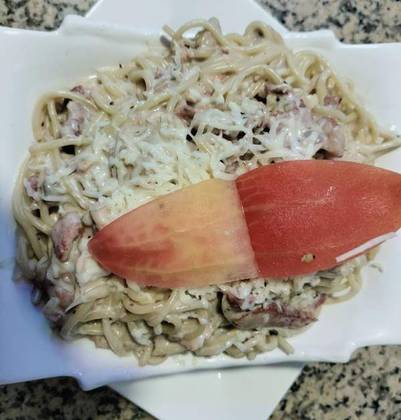 Creamy Bolognese Pasta