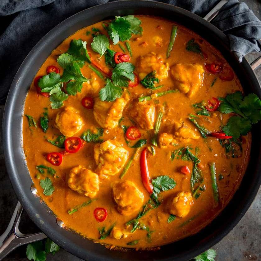 Prawn balti + (Plain Rice/ butter naan)