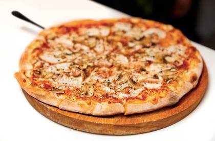 Mushroom-cheese Pizza