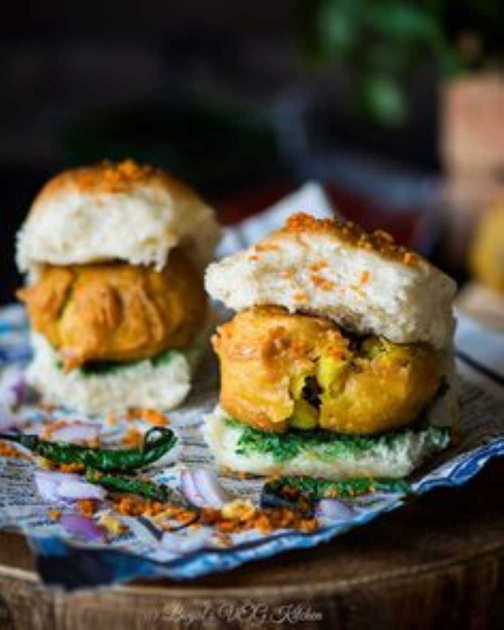 Mumbai Munchy Masterpiece aka Vada Pav Sliders