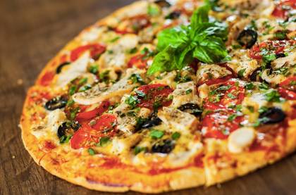 Smoked Chicken Pizza