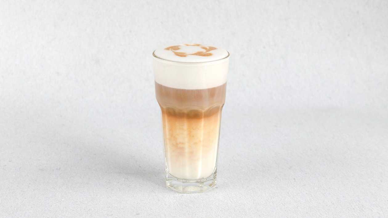 Latte macchiato
