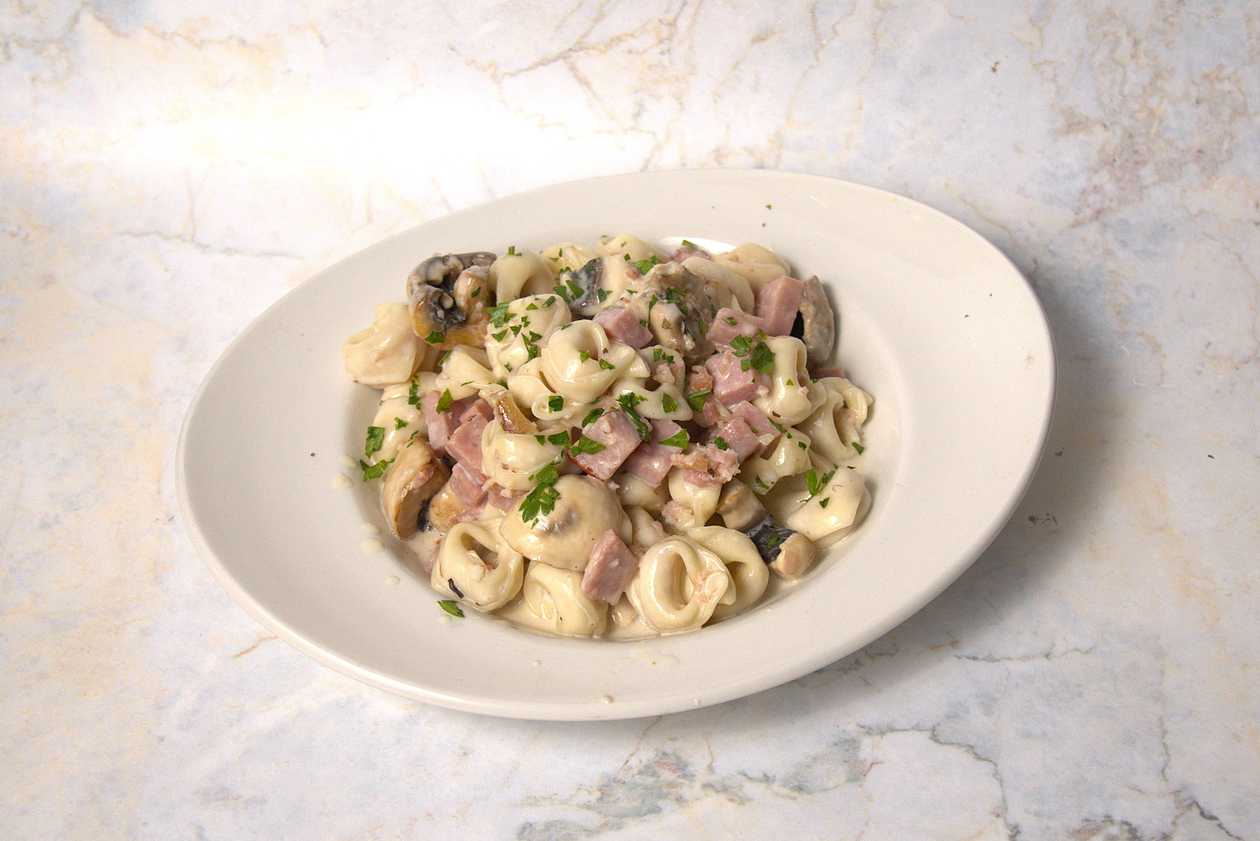 Tortellini a La Creme (Filled with Meat)