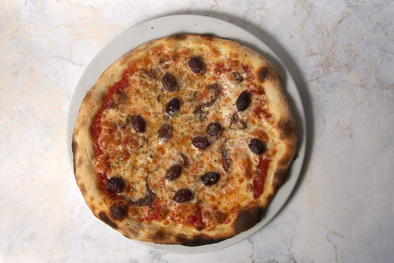 Napolitana Pizza