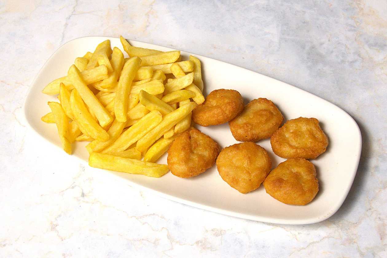 Chicken Nuggets & Chips