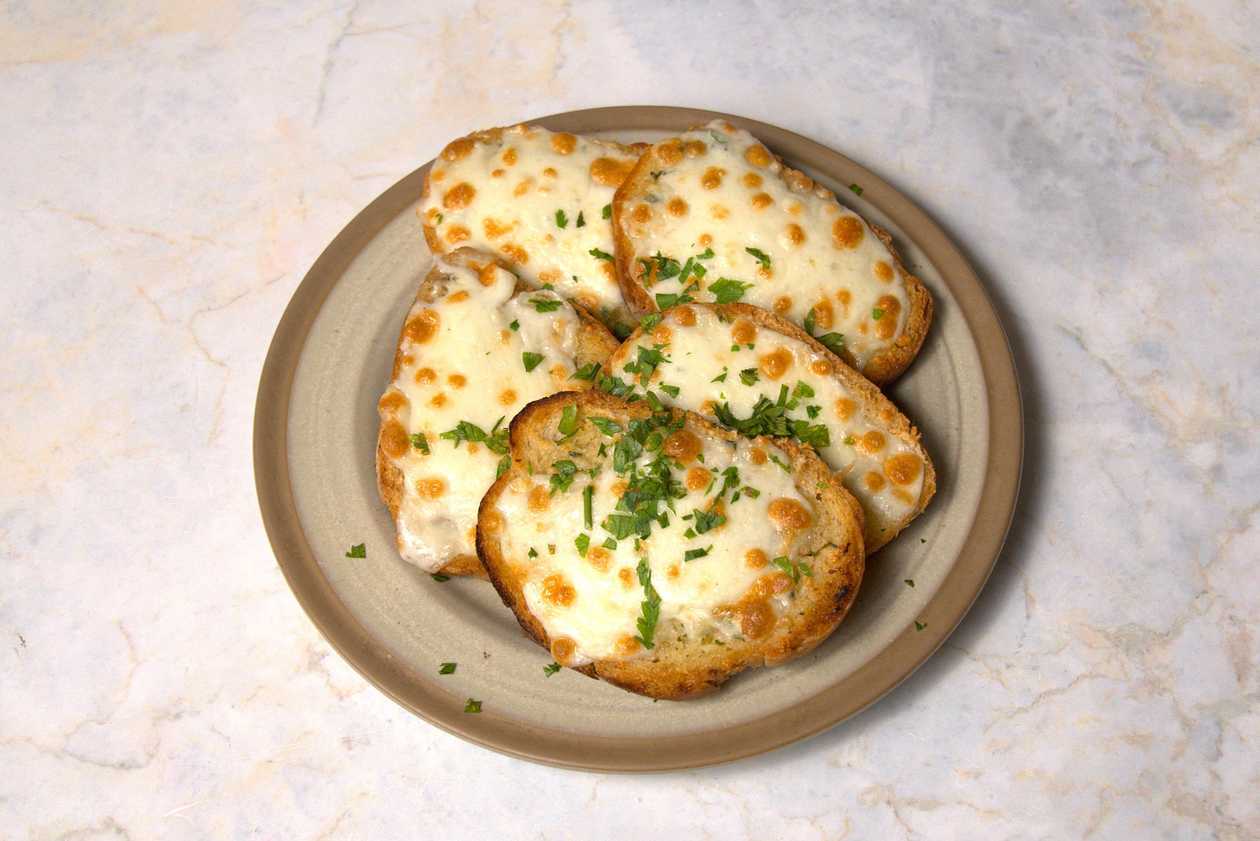 Cheesy Garlic Bread