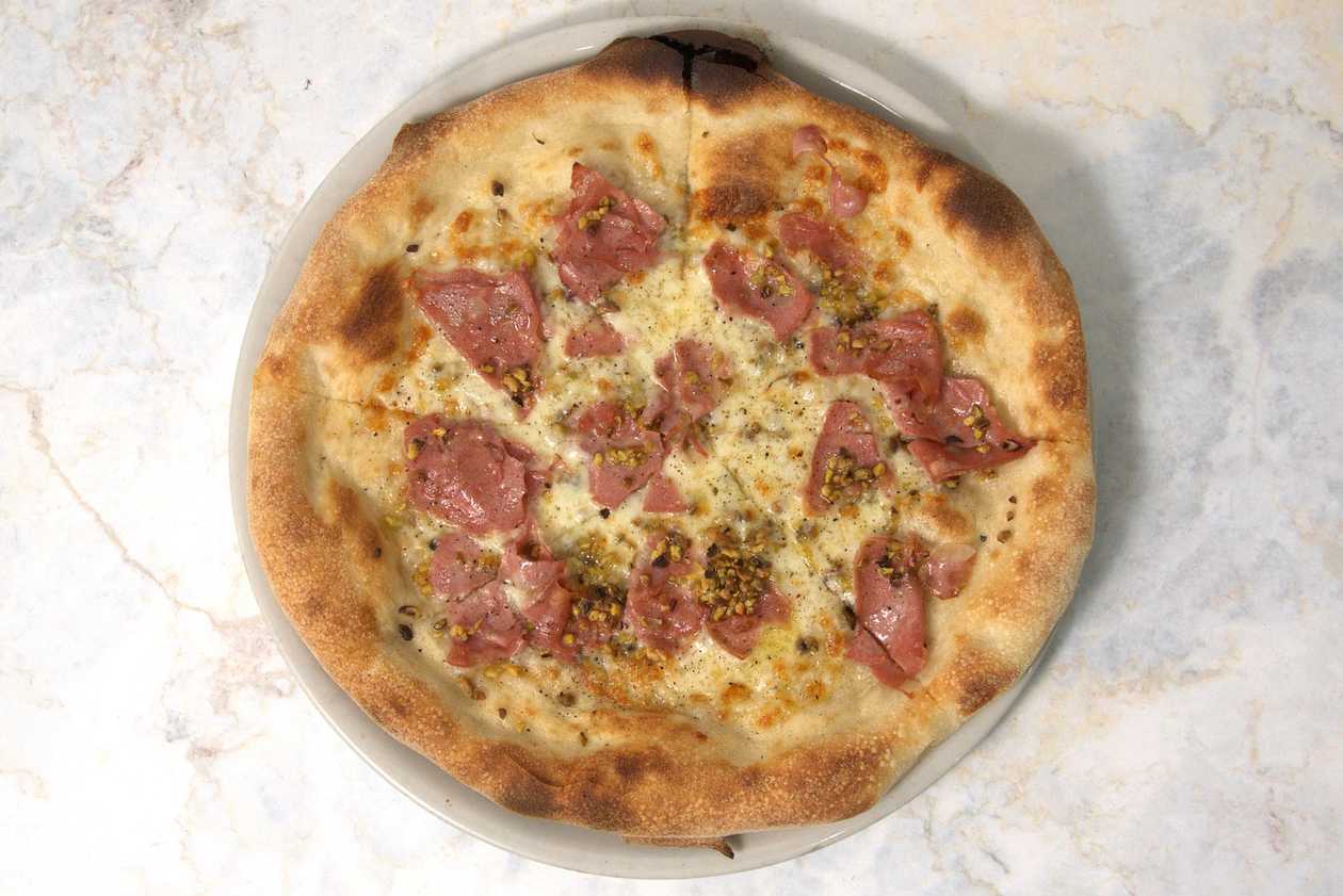 Stracciadella Pizza