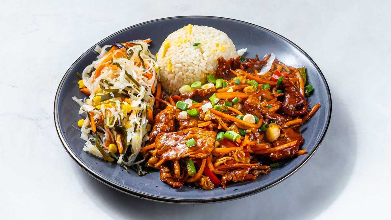 35. Beef with seafood