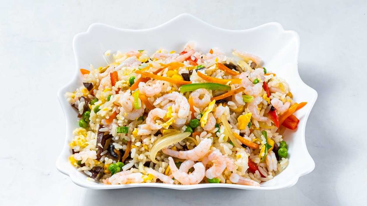 C3. Rice with prawns