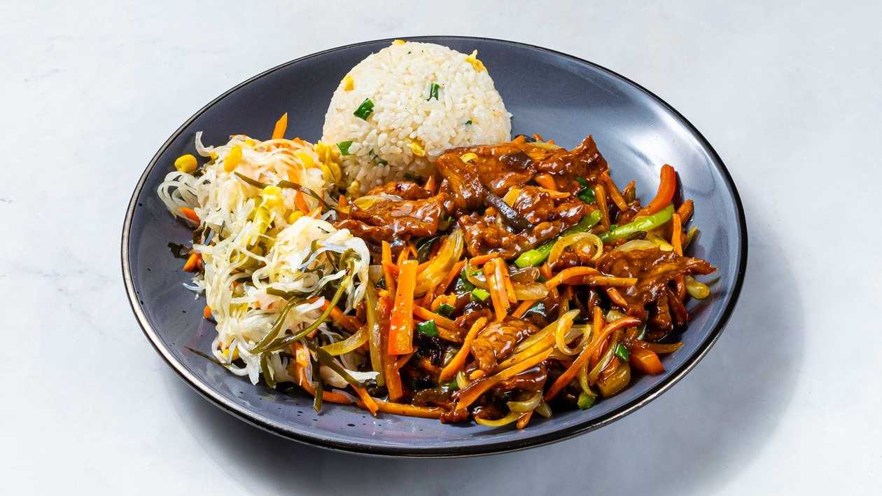 36. Beef with curry and sweet and sour sauce