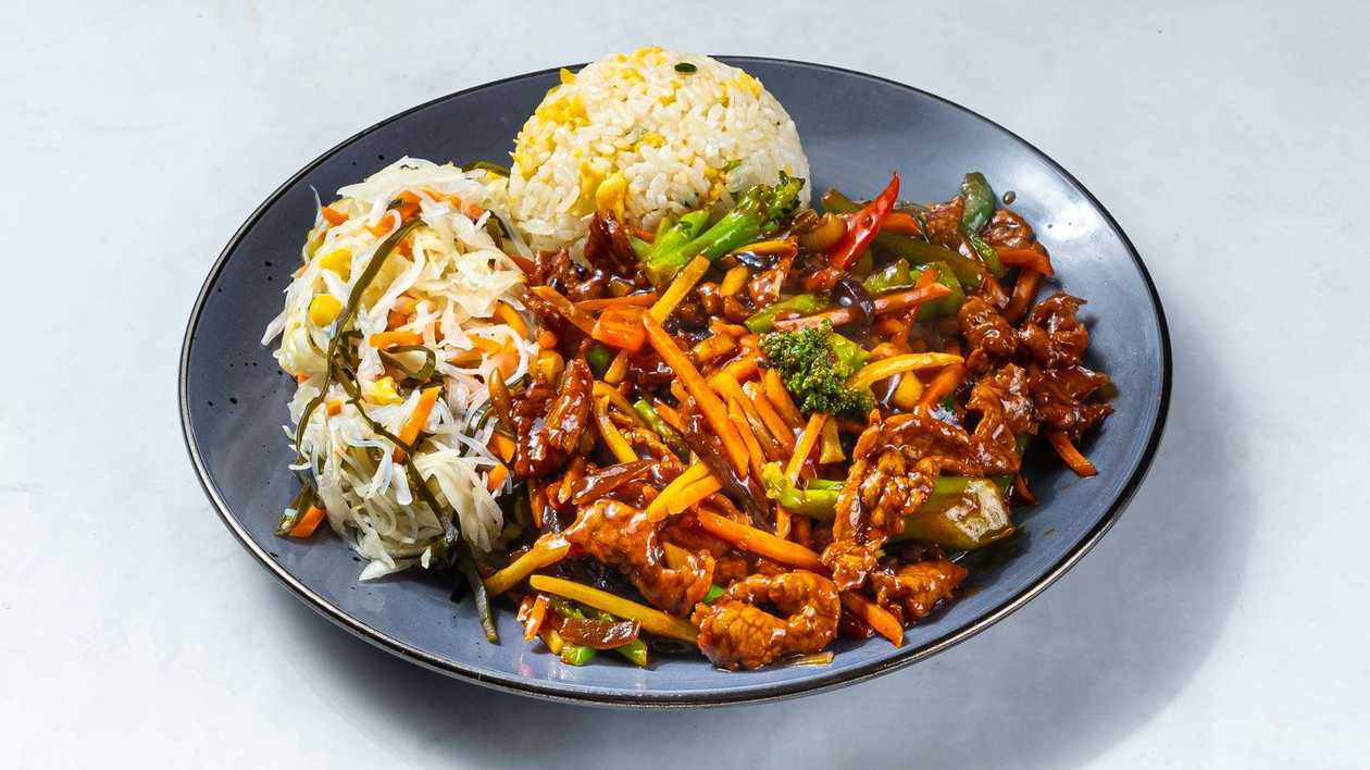 33. Beef in oyster sauce