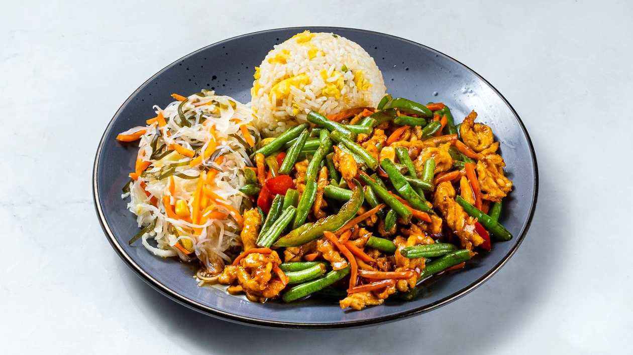 16. Chicken with green beans