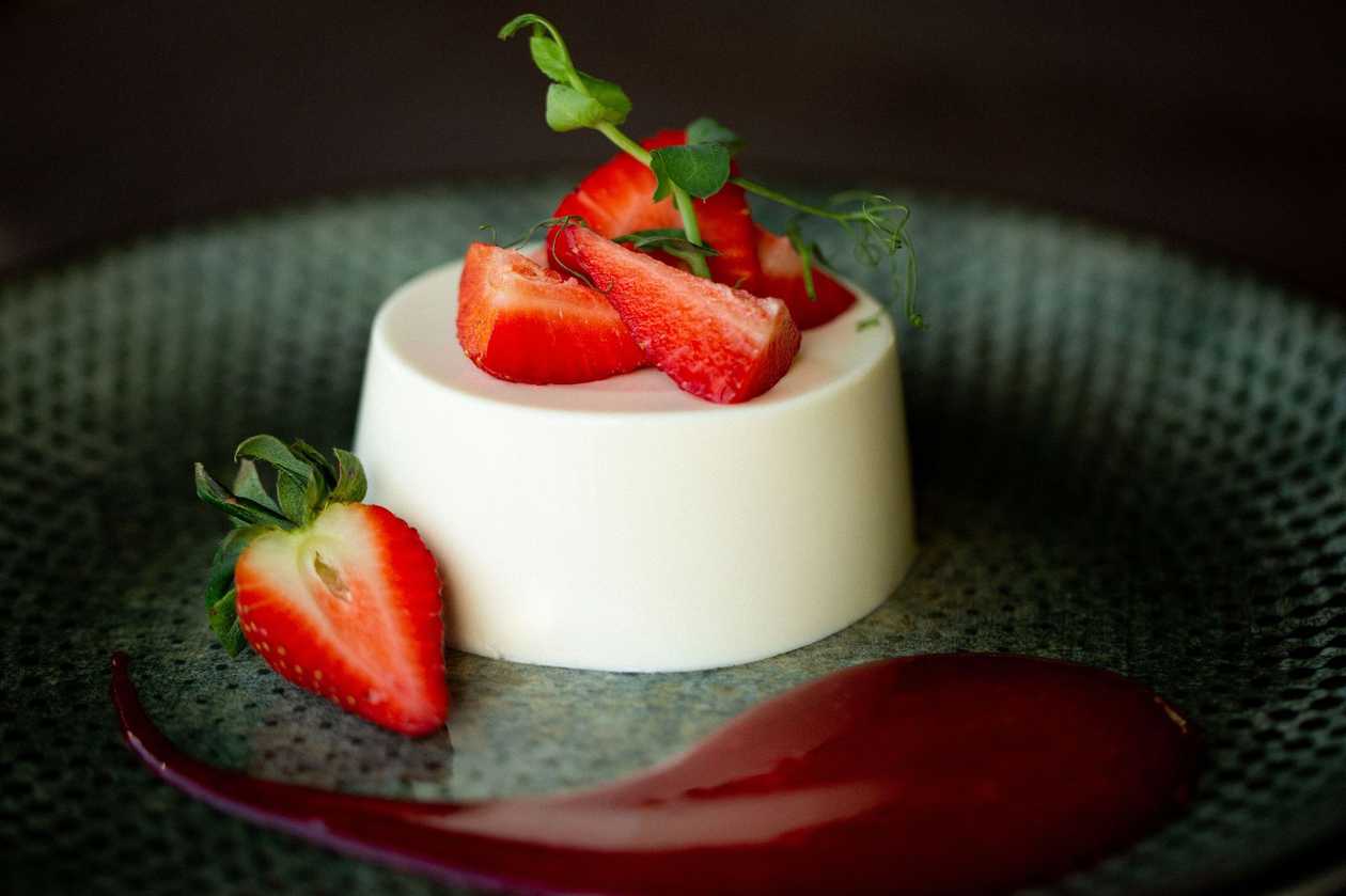 Panna Cotta with strawberries