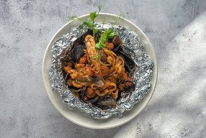 Tagliatelle Marinara Al Cartoccio