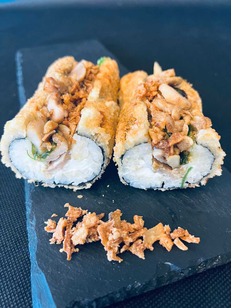 Sushi Dešrainis su vištiena.
