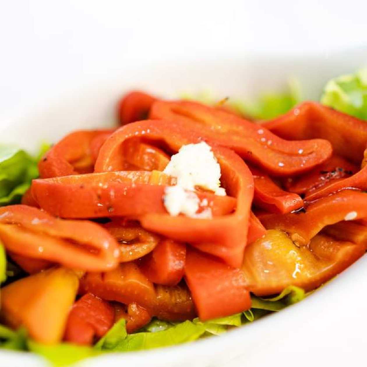 Salata de ardei copti