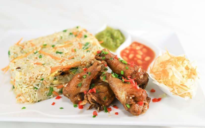 Pizzaman Chickenman Tema Comm 7 Bolt Food