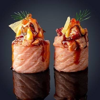Gunkan Salmão Braseado 4pçs