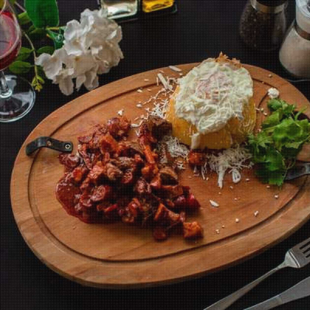Tochitura moldoveneasca cu mamaliguta