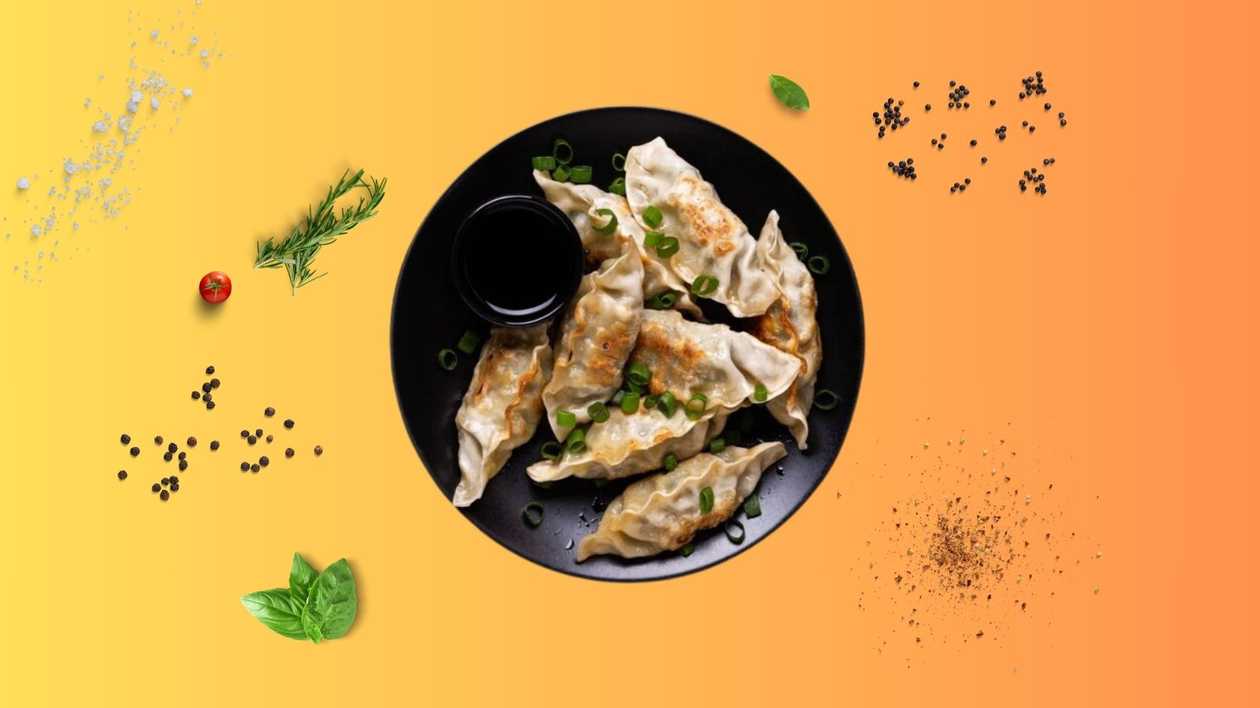 JAPĀŅU GYOZA PELMEŅI AR VISTU (6 GB.) 🥟