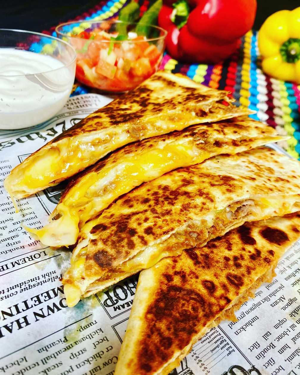 Quesadilla birria