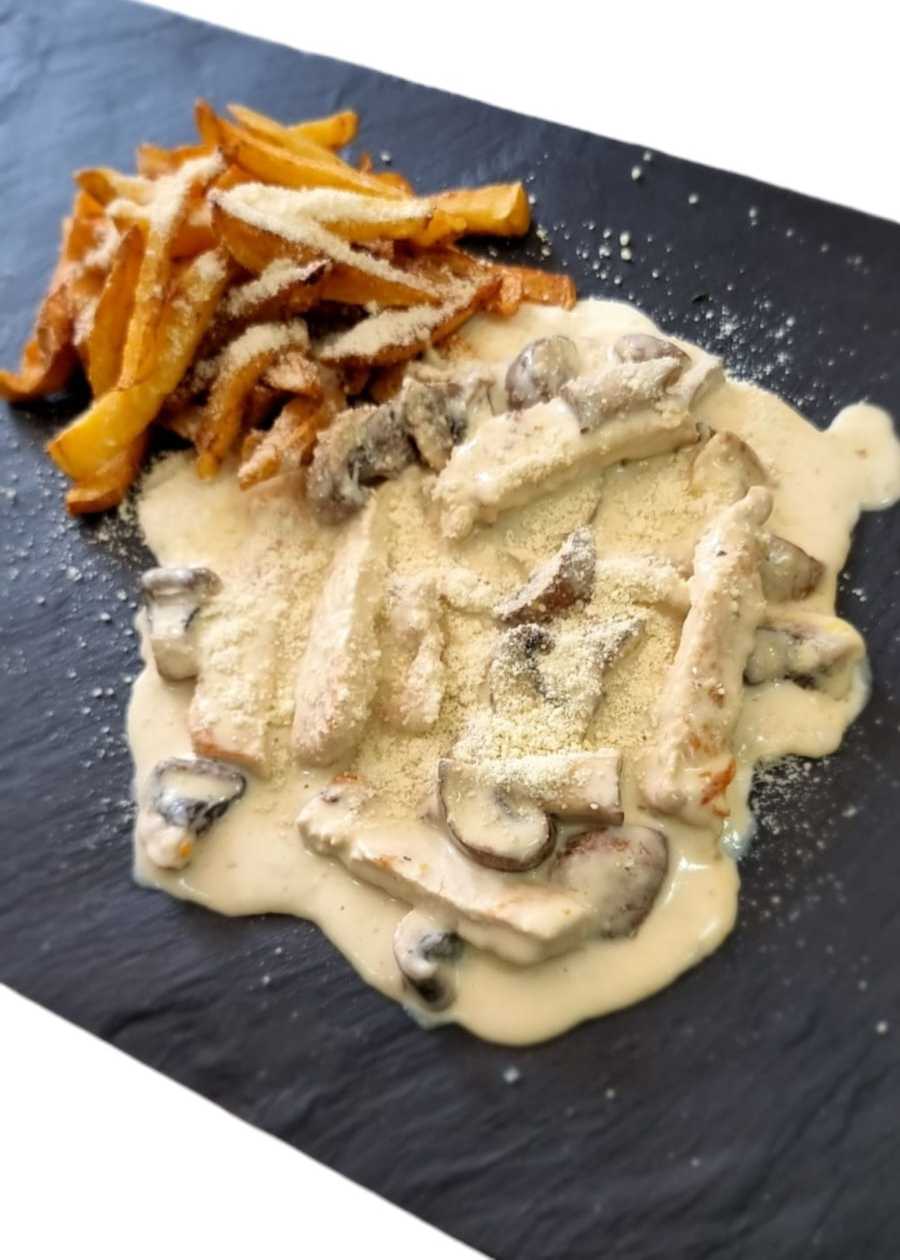 Chicken with mushrooms