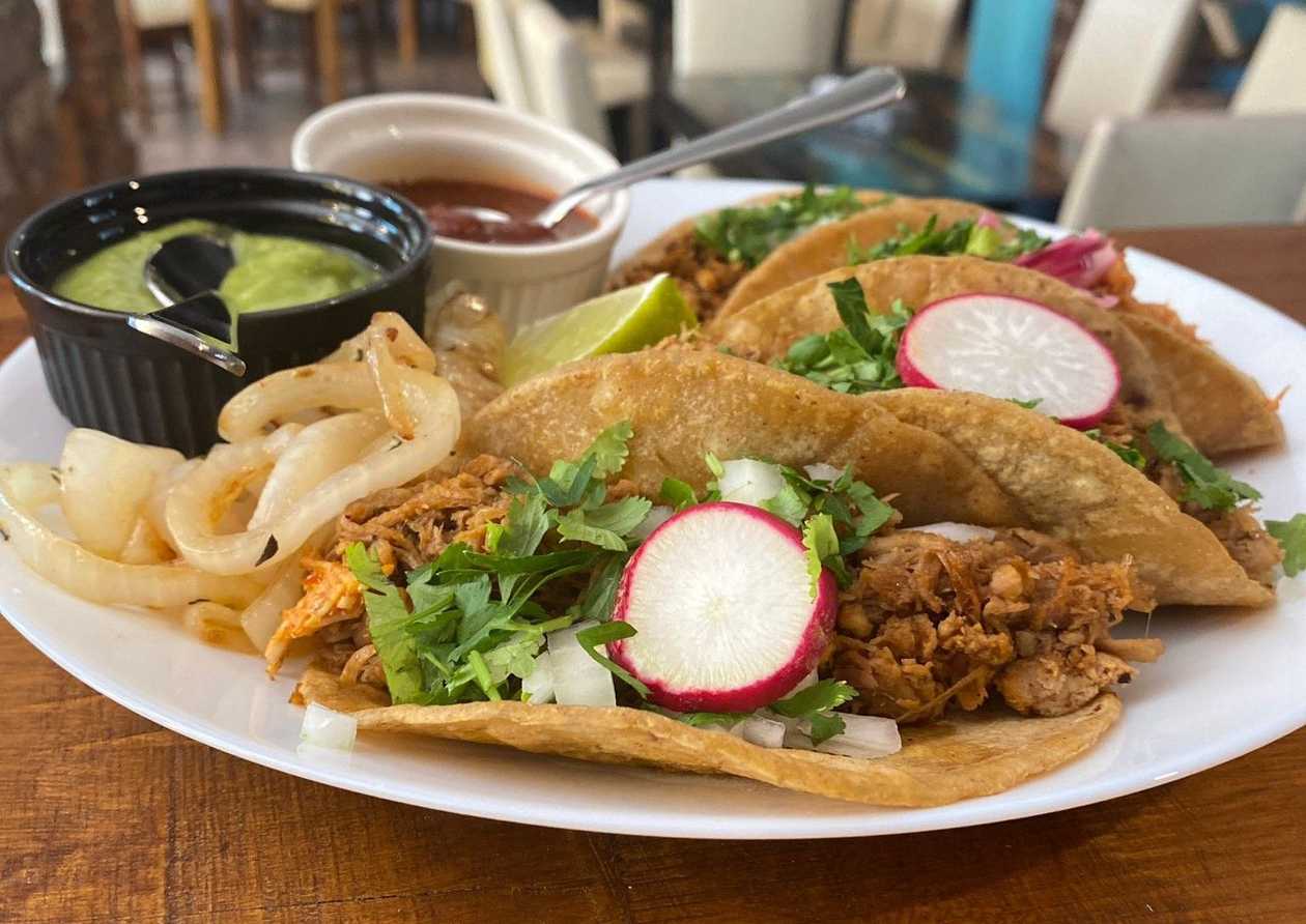 Tacos de carnitas