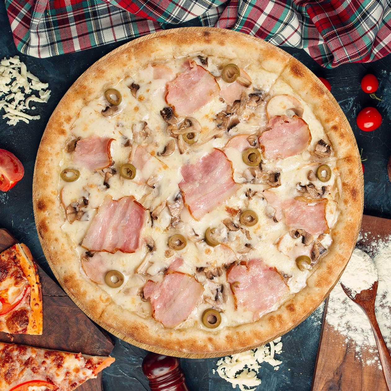 Carbonara Pizza (12 inches)