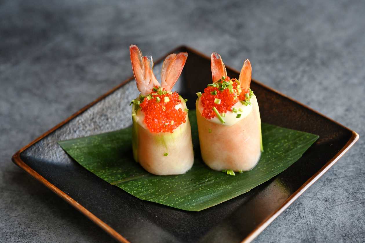 Sashimi EBI Prawns and Salmon | 2 pcs