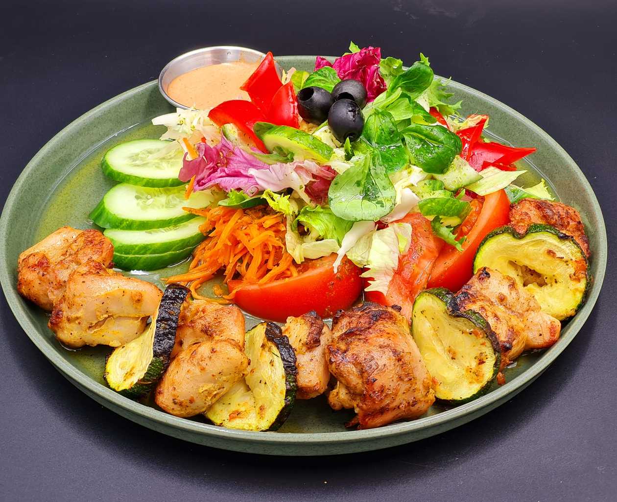 Grilled chicken with zucchini